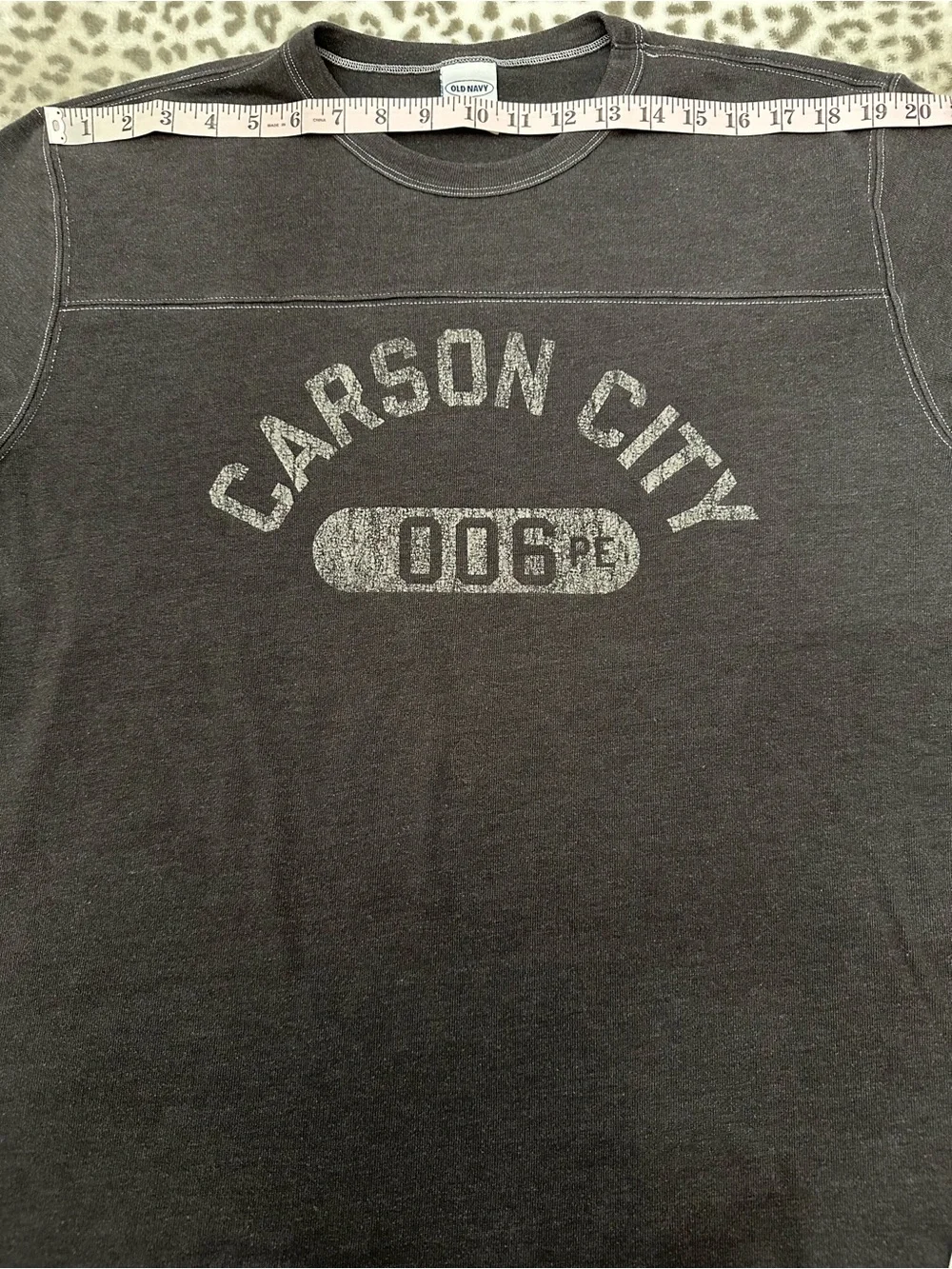 Y2K Old Navy Long Sleeve Graphic Top Gray Size Large Men’s